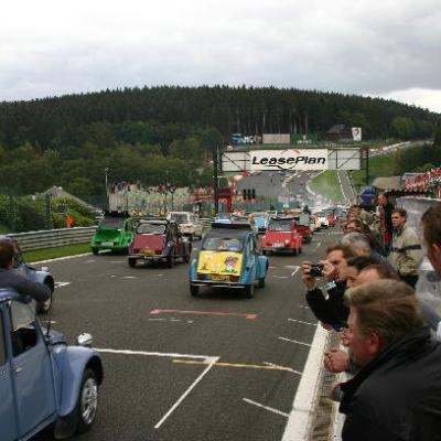 Deuche Parade 02